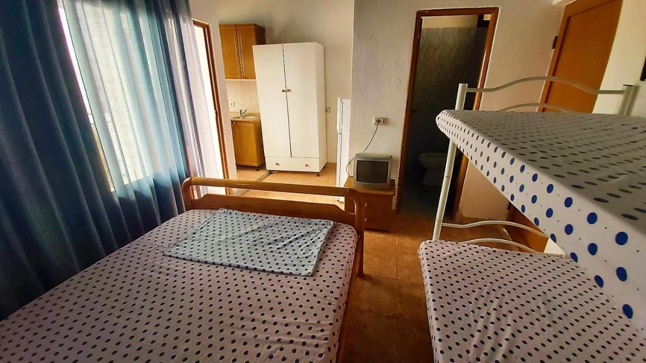 Ramo'S Cozy Beachside Haven With Panoramic Views - 2Nd Vlora Kültér fotó